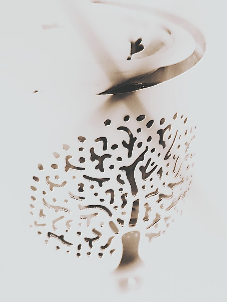 The white tree of life edited by Skinner J.Tyler 2022