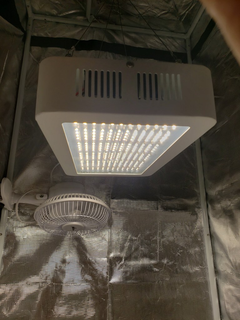 OOWOLF LED 1200 WATT Grow Light Image